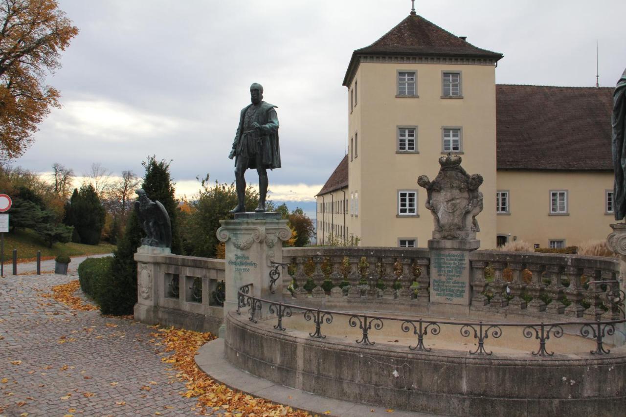 Ferienwohnung Am Schloss Heiligenborn Exterior foto